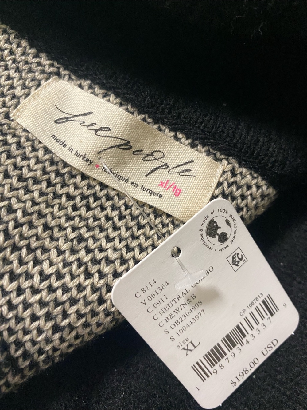 Free People Shelby Cardigan in Cream and Black - XL - Picture 2 of 7